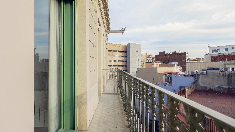 Barcelona Sants Station Apartments Exteriör bild